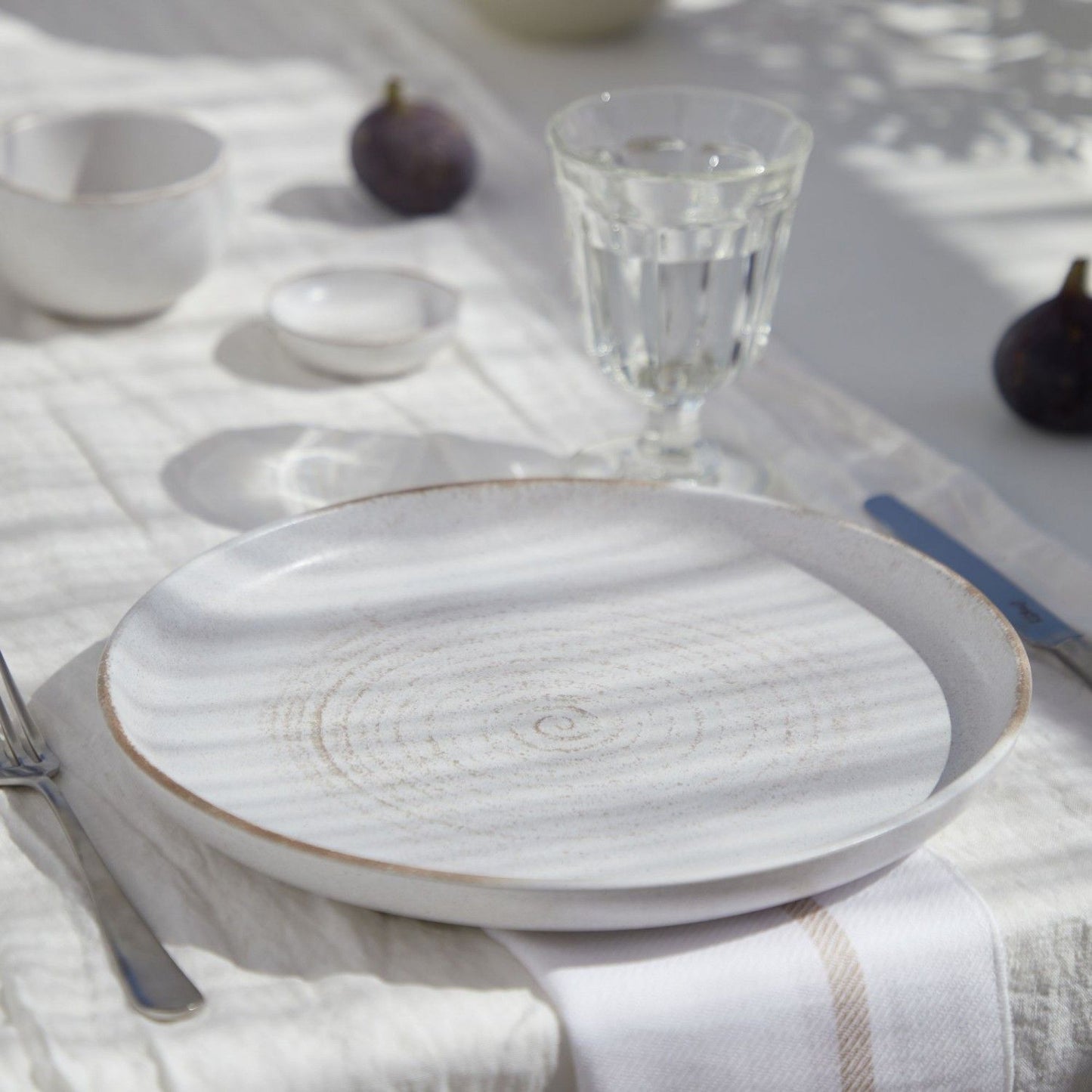 Vermont Dinner Plate Cream