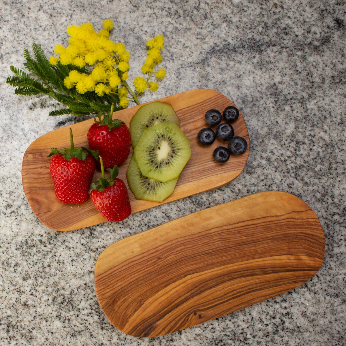 Olive Wood Flat Plate With Curved Sides