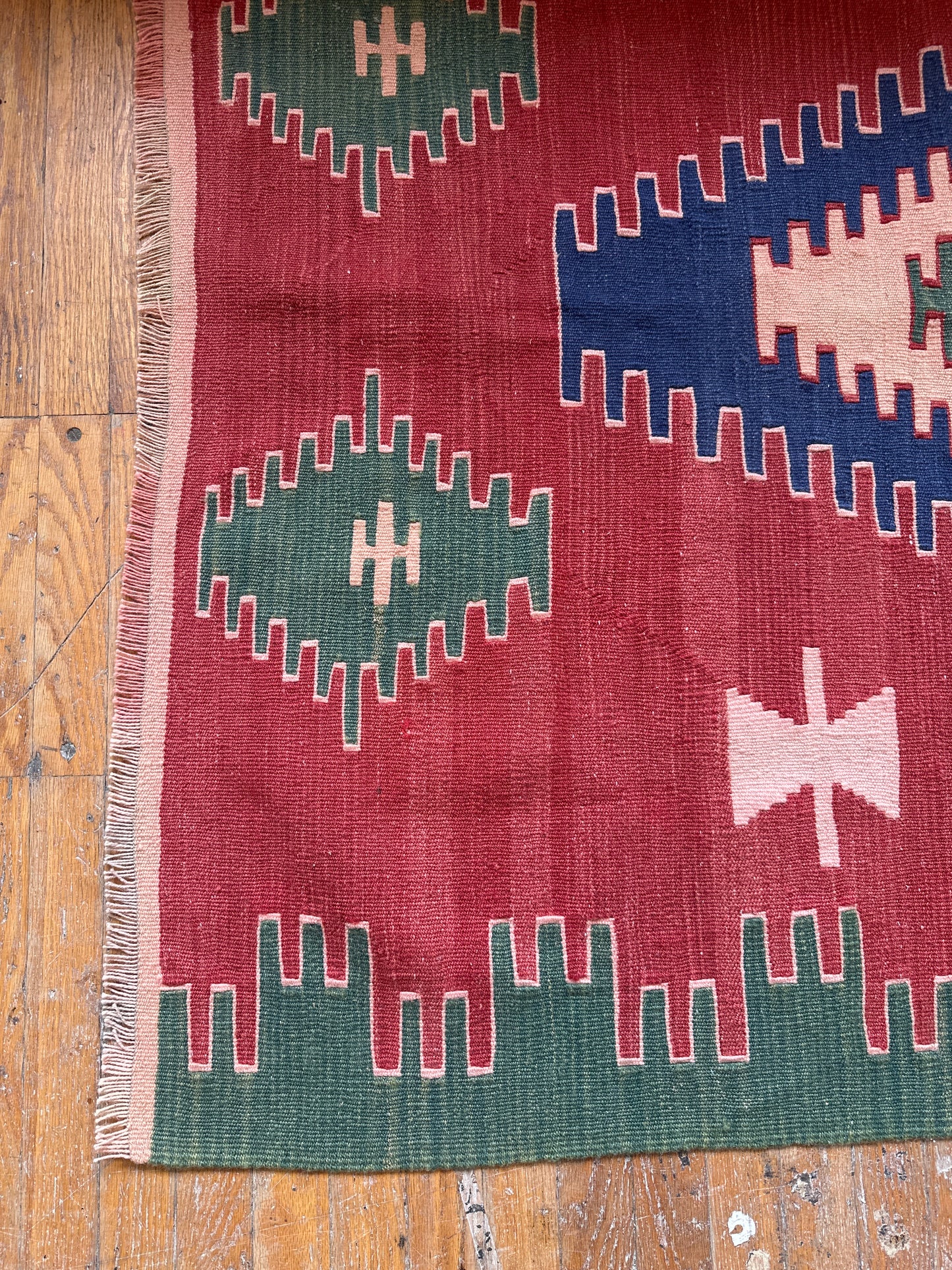 Vintage Turkish Kilim Rug - 4