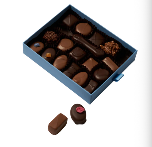 Audrey's Milk & Dark Collection Petite 100g